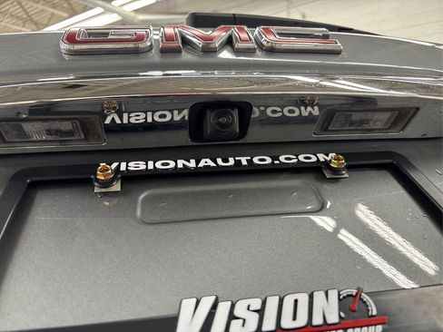 Used 2023 GMC Terrain SLE image 15