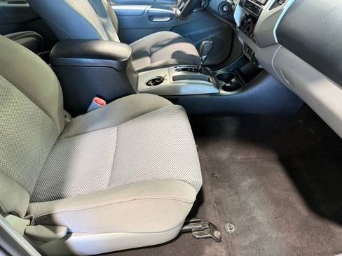 Used 2012 Toyota Tacoma 4x4 Double Cab w/ TRD Sport Upgrade Pkg image 28