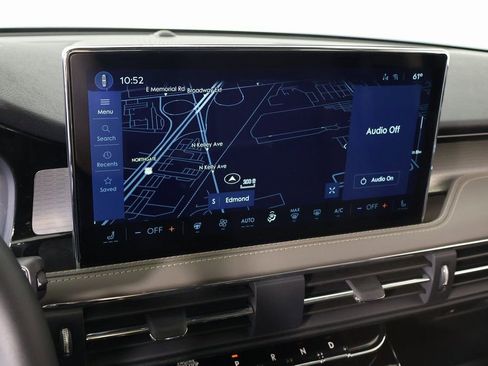 New 2026 Lincoln Corsair Premiere FWD image 7