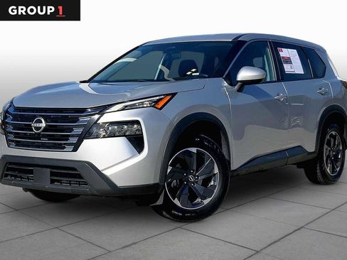 Used 2024 Nissan Rogue SV FWD image 1