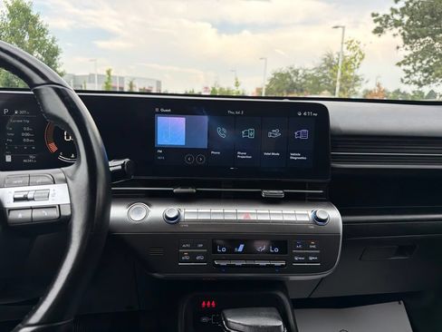 Used 2025 Hyundai Kona SEL FWD image 31