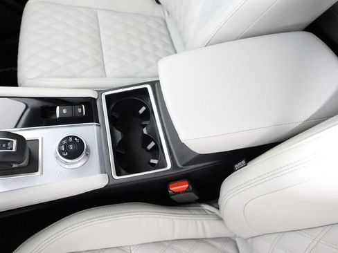 Used 2024 Mitsubishi Outlander SEL FWD image 31