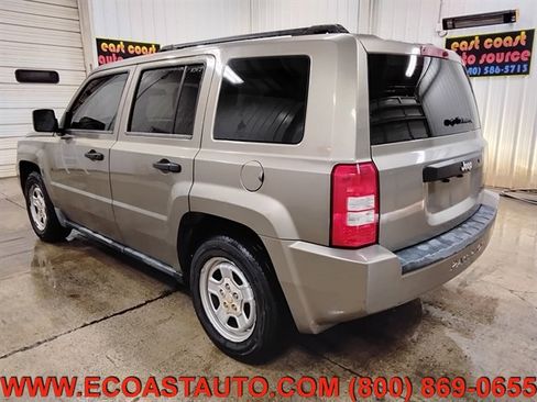 Used 2008 Jeep Patriot Sport image 6