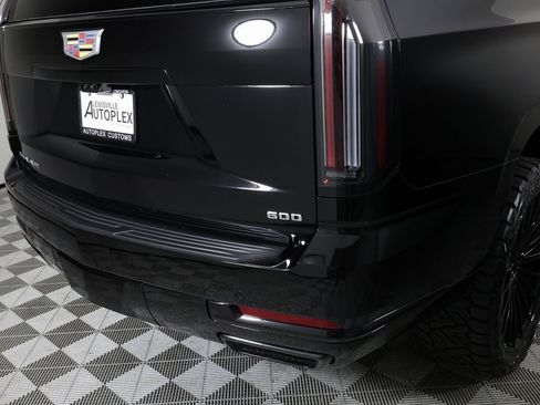 Used 2026 Cadillac Escalade Platinum Sport w/ LPO, Floor Liner Package image 60