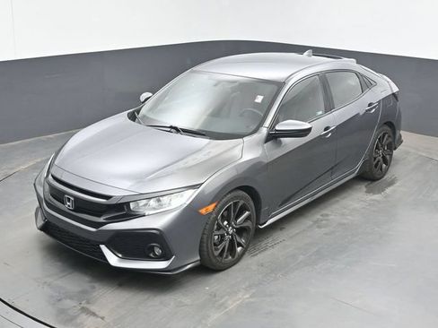 Used 2018 Honda Civic Sport image 15