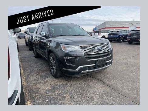 Used 2019 Ford Explorer Platinum image 1