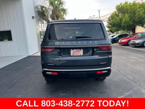 Used 2023 Jeep Wagoneer Series III w/ Premium Group I AWD/4WD image 39