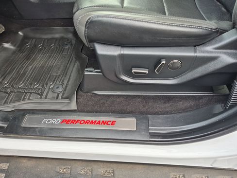 Used 2019 Ford F150 Raptor w/ Equipment Group 802A Luxury image 17