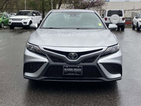 Used 2024 Toyota Camry SE FWD image 2