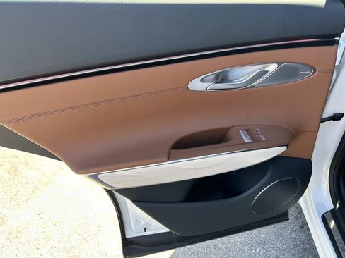 New 2026 Genesis GV70 2.5T Advanced image 24