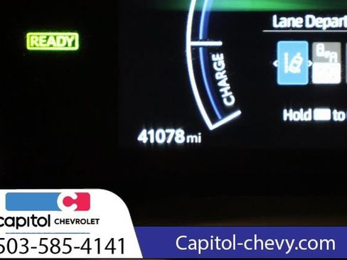 Used 2025 Toyota Camry SE FWD image 17
