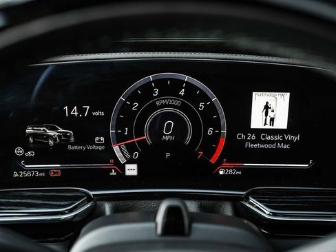 Used 2023 Cadillac Escalade ESV V image 32