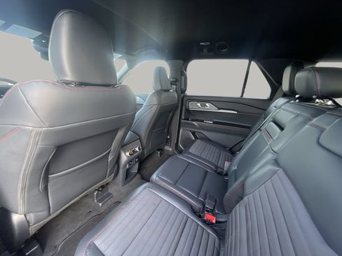 New 2026 Ford Explorer ST-Line RWD image 19