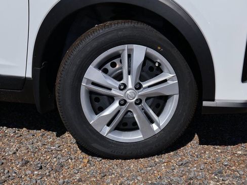 New 2025 Nissan Kicks Play S image 16