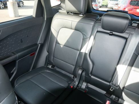 Used 2020 Ford Escape Titanium AWD/4WD image 12