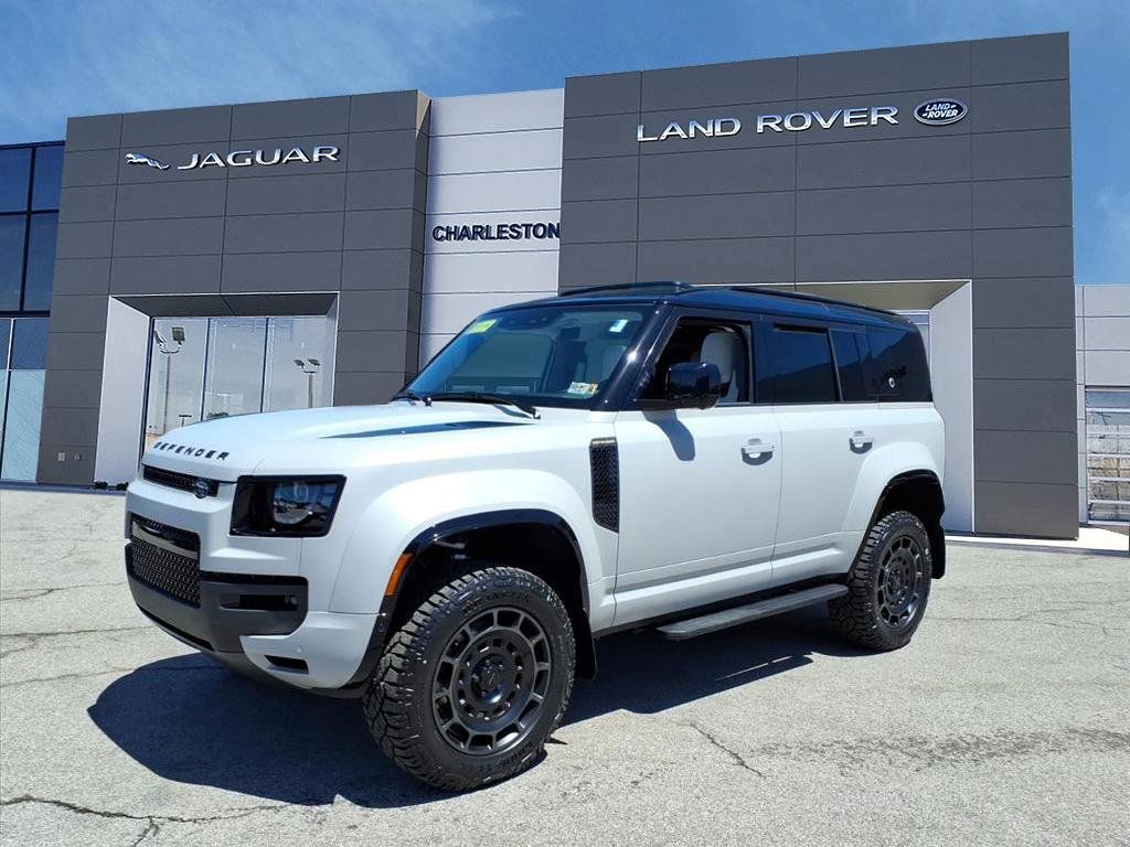 New 2026 Land Rover Defender 110 OCTA AWD/4WD image 1