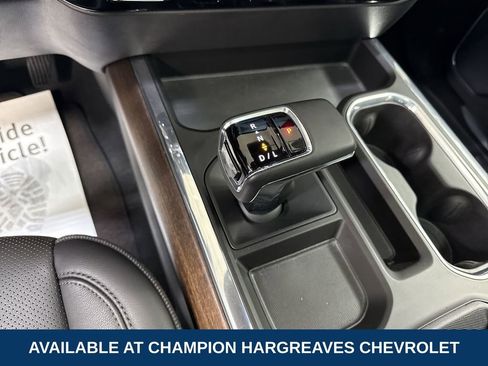 Used 2023 Chevrolet Silverado 1500 High Country w/ Technology Package image 21