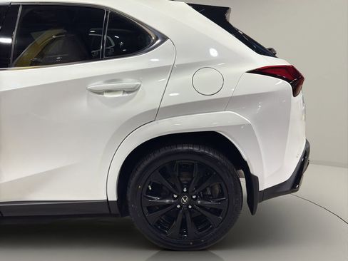 Used 2023 Lexus UX 250h F Sport image 23