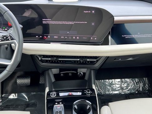 Certified 2025 Audi A6 e-tron Prestige w/ Beige Warm Weather Package image 21