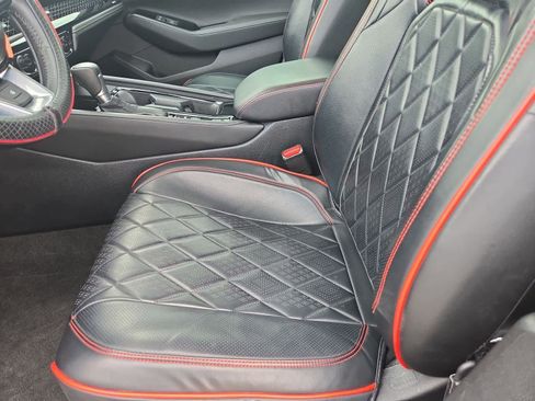 Used 2025 Honda Accord Touring image 14