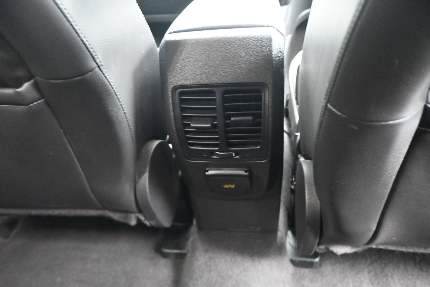 Certified 2019 Ford Escape Titanium FWD image 17