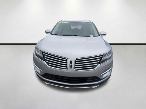 Used 2017 Lincoln MKC Reserve FWD image 9