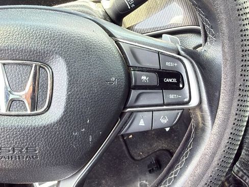 Used 2022 Honda Accord Sport image 9