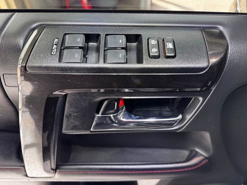 Certified 2024 Toyota 4Runner TRD Off-Road Premium AWD/4WD image 27