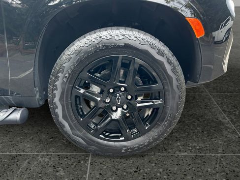 Used 2024 Chevrolet Tahoe Z71 w/ Off-Road Capability Package AWD/4WD image 10