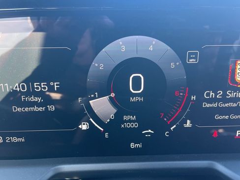 New 2026 GMC Acadia Elevation image 28