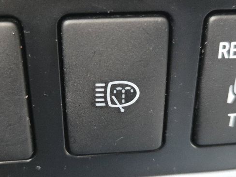 Used 2014 Toyota Sequoia Platinum image 18