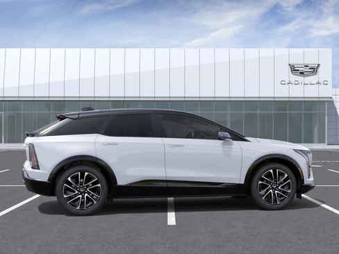 New 2026 Cadillac Optiq Sport 1 AWD/4WD image 5