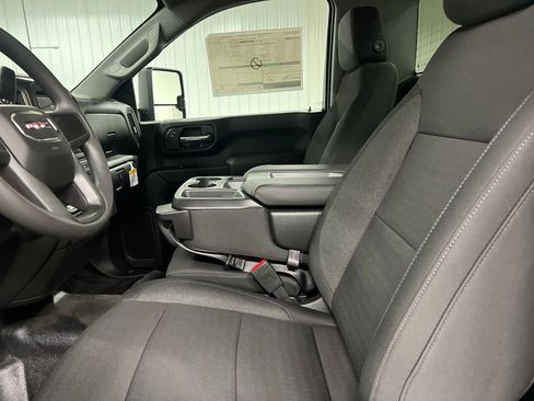 New 2026 GMC Sierra 2500 Pro w/ Convenience Package AWD/4WD image 12