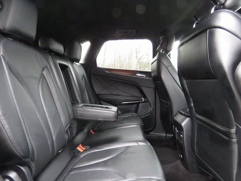 Used 2017 Lincoln MKC Select w/ Select Plus Package image 13