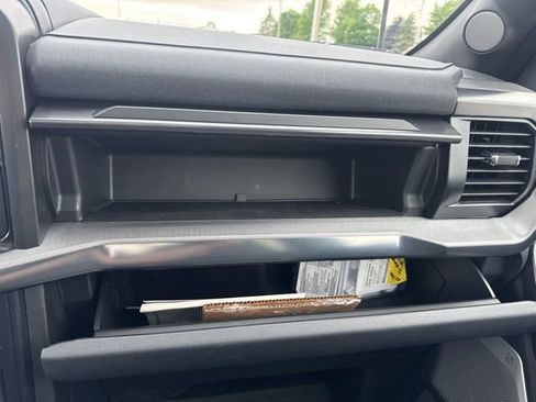 Used 2025 Ford F150 Lariat w/ Equipment Group 502A High AWD/4WD image 41