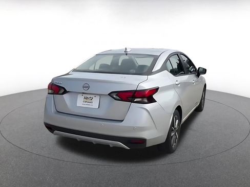 Used 2025 Nissan Versa SV image 15