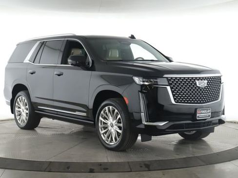 Used 2021 Cadillac Escalade Premium Luxury w/ Driver Assist Tech Package AWD/4WD image 2