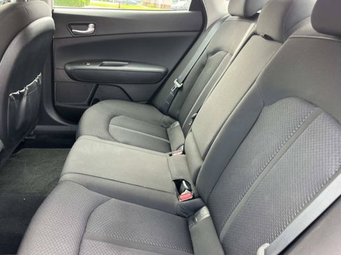 Used 2017 Kia Optima LX FWD image 17