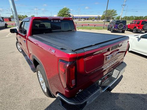 Used 2021 GMC Sierra 1500 SLT AWD/4WD image 10
