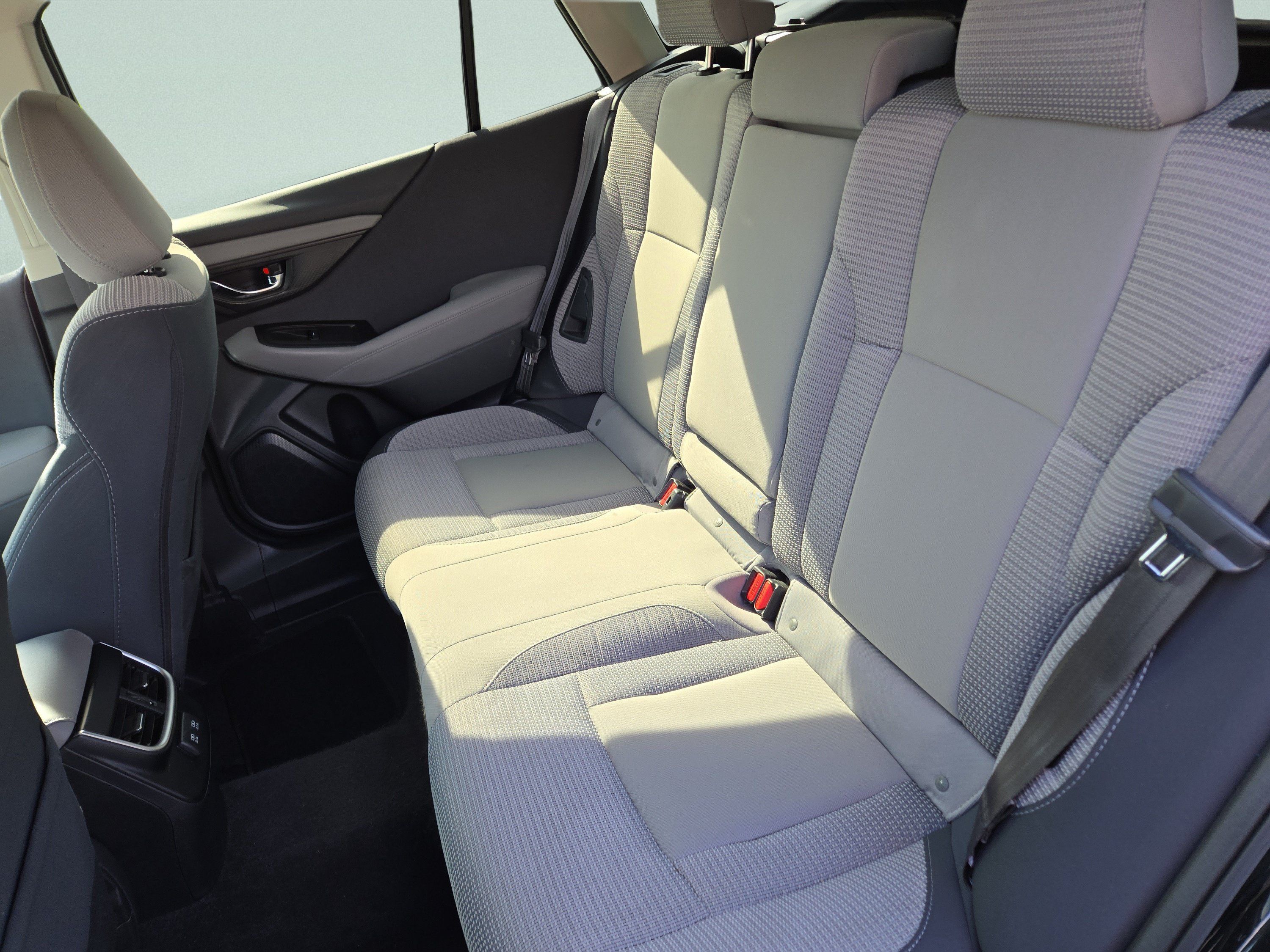 Used 2022 Subaru Outback Premium AWD/4WD image 23
