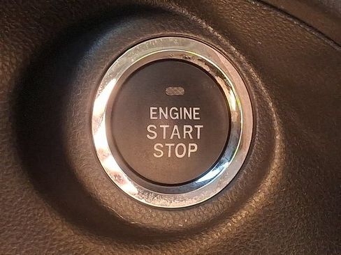 Used 2023 Subaru Forester Touring AWD/4WD image 26