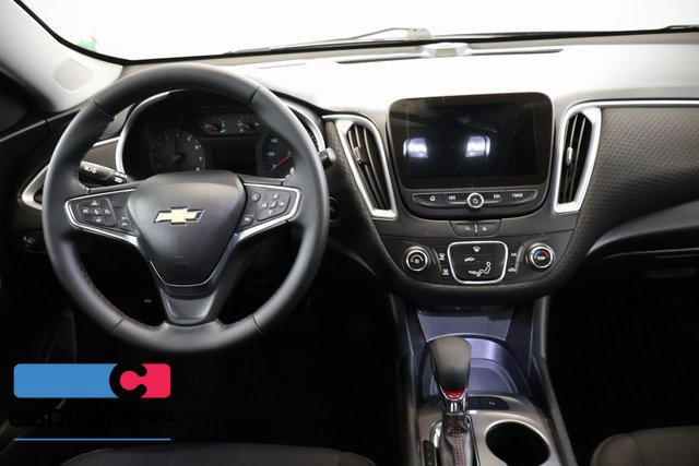 Used 2024 Chevrolet Malibu RS FWD image 13