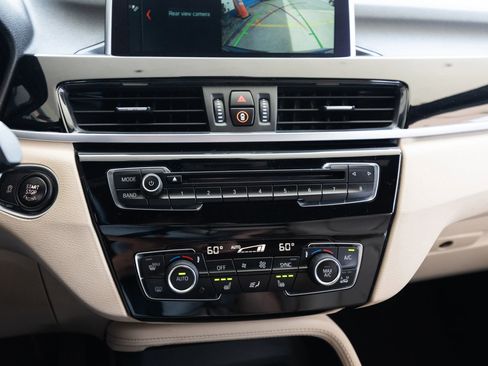 Used 2018 BMW X1 xDrive28i image 35