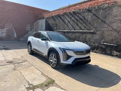 New 2027 Cadillac Optiq Luxury