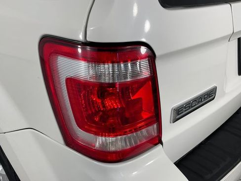 Used 2009 Ford Escape XLT FWD image 17