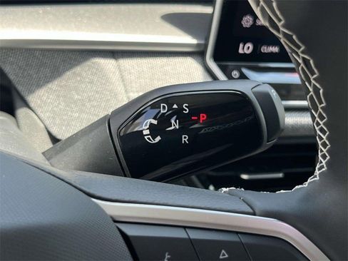 New 2025 Volkswagen Tiguan S image 25