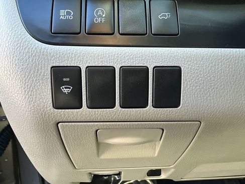 Certified 2019 Toyota Highlander XLE w/ Carpet Mat Package (TMS) image 30