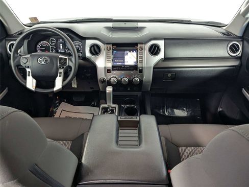 Used 2019 Toyota Tundra SR5 w/ SR5 Upgrade Package image 28