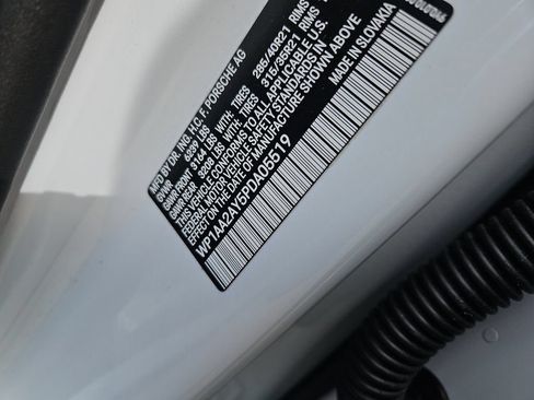 Certified 2023 Porsche Cayenne AWD/4WD image 15