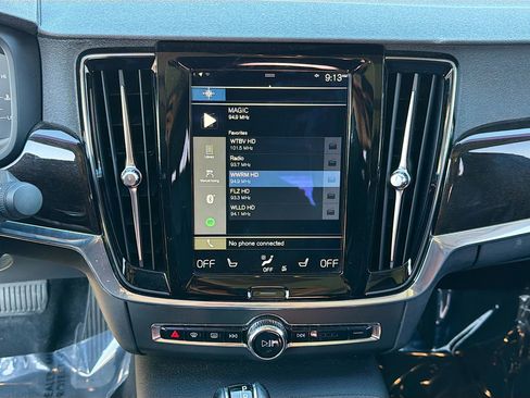 Used 2018 Volvo S90 T5 Momentum image 29